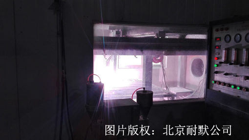 ���x�Ӈ�Ϳ�մ�Ϳ���O��